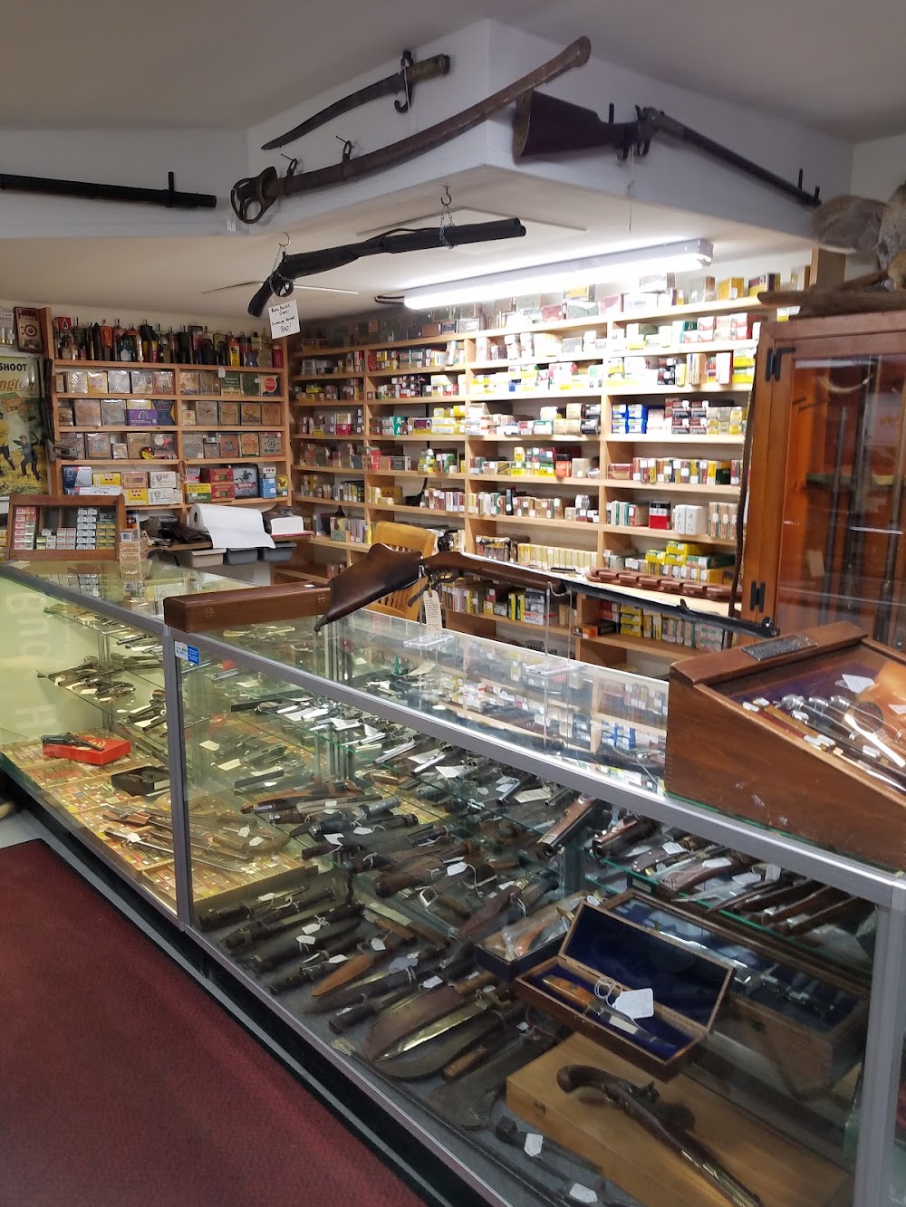 Waterbury Stowe Antiques Emporium - Reviews, Photos & Phone Number -  Updated January 2026 - Antiques Stores in Abercorn, Brome-Missisquoi -  Wheree