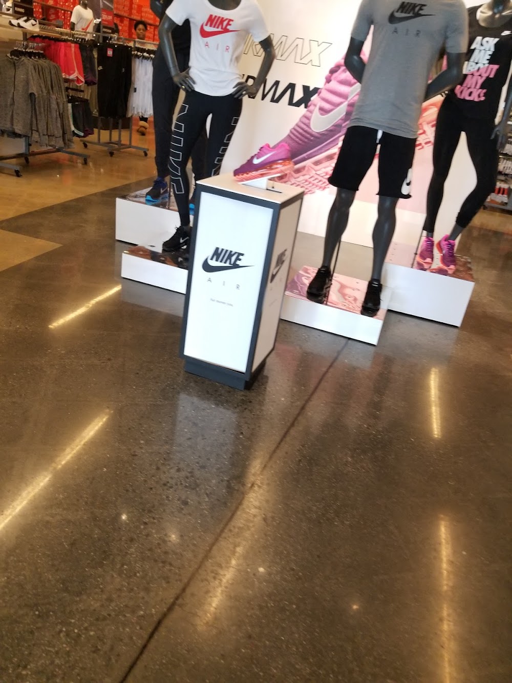nike oceanside outlet